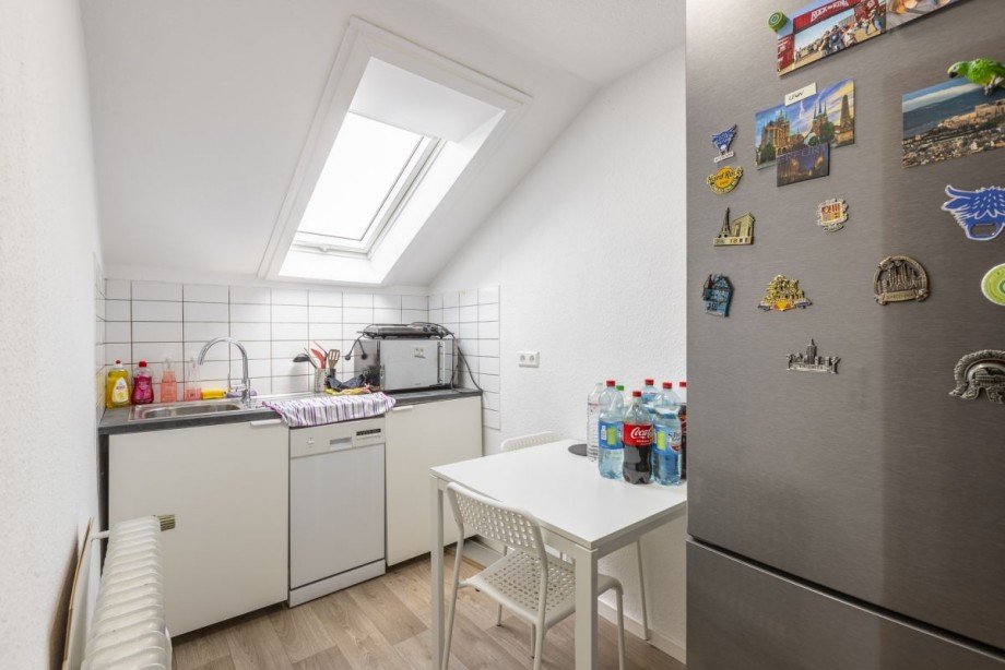 K�chenzeile Dachgeschosswohnung G�ppingen / Faurndau