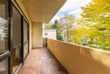 Balkon 3-Zimmer-Wohnung mit Balkon und Tiefgaragenstellplatz