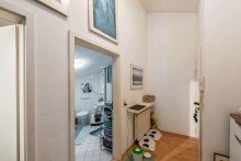 Wohnung DG DSC7887 Vermietete 2-Zi.Wohnung im Dachgeschoss mit Carport-Stellplatz  und Keller