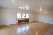 Schurrwaldblick 12 (by Tamara Schmidt) (11 von 67) Hier kann sofort renoviert werden! 2-Familienhaus in bevorzugter Lage in Deizisau zu verkaufen