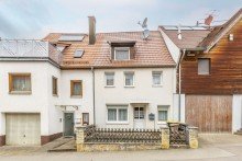 Erkenbergstra�e 1A (by Tamara Schmidt) (1 von 33) Gem�tliches Reihenmittelhaus mit historischem Flair